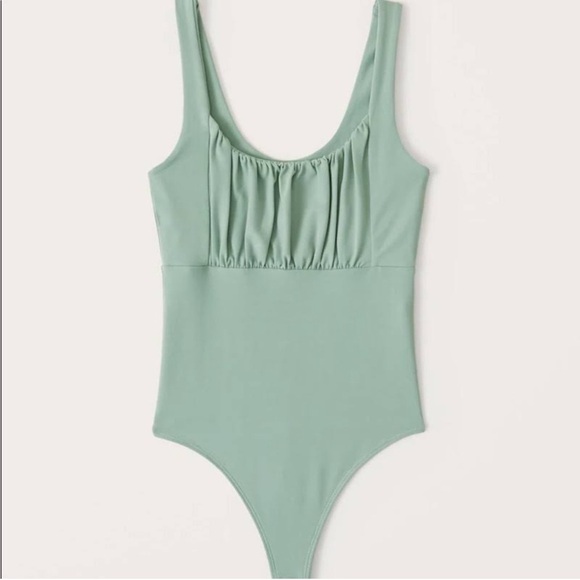 Abercrombie & Fitch Seamless Ruched Bodysuit - Picture 1 of 4